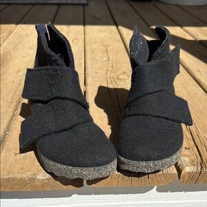 Stylish Black Kids Shoes